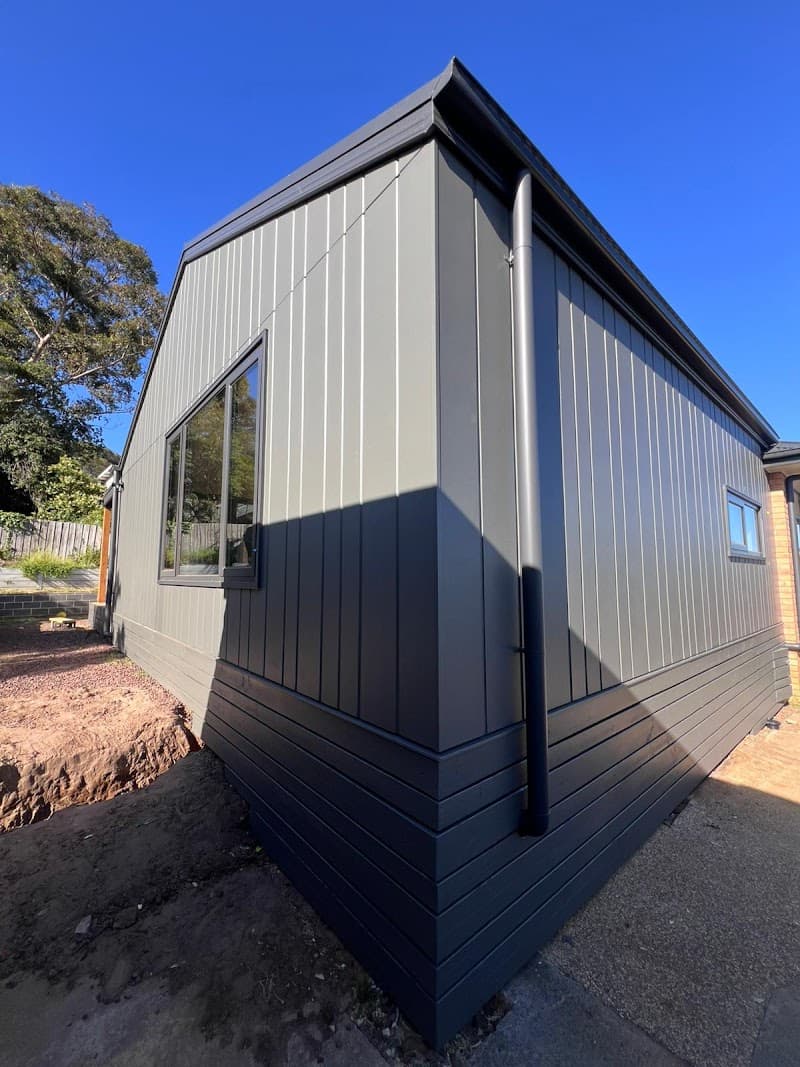 Avine Group Painting and Decorating painter work in Geelong
