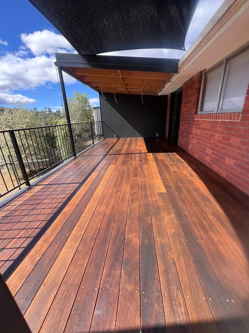Avine Group Painting and Decorating painter work in Geelong