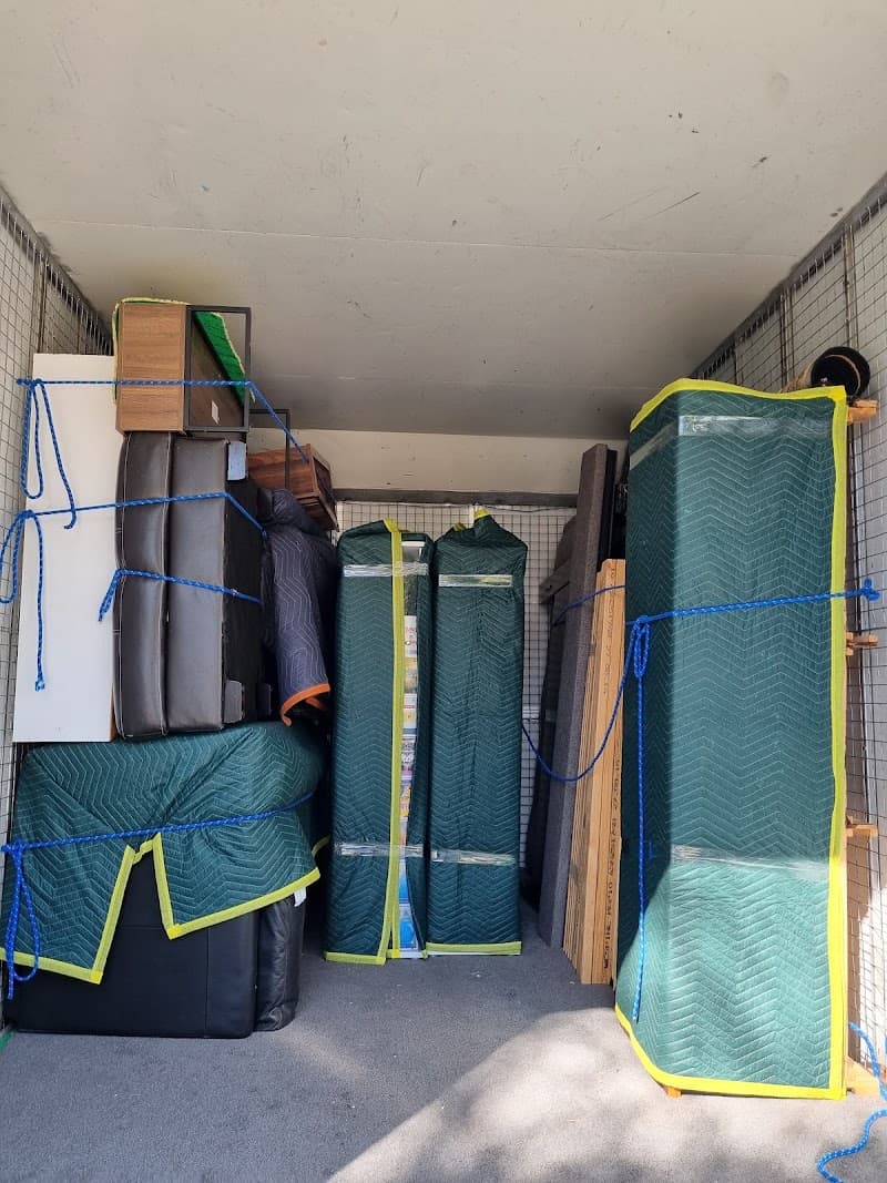Awesome Mate Removals removalist work in Tuart Hill