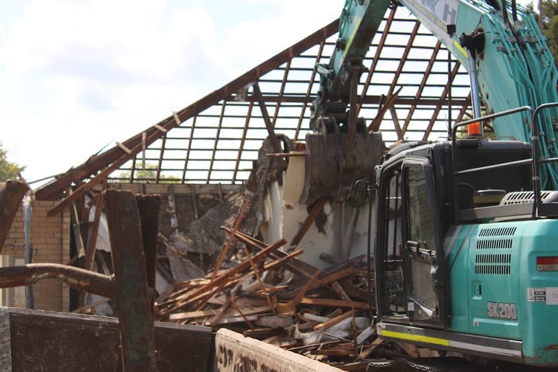 Ayach Demolition PTY LTD demolition work in Somerton