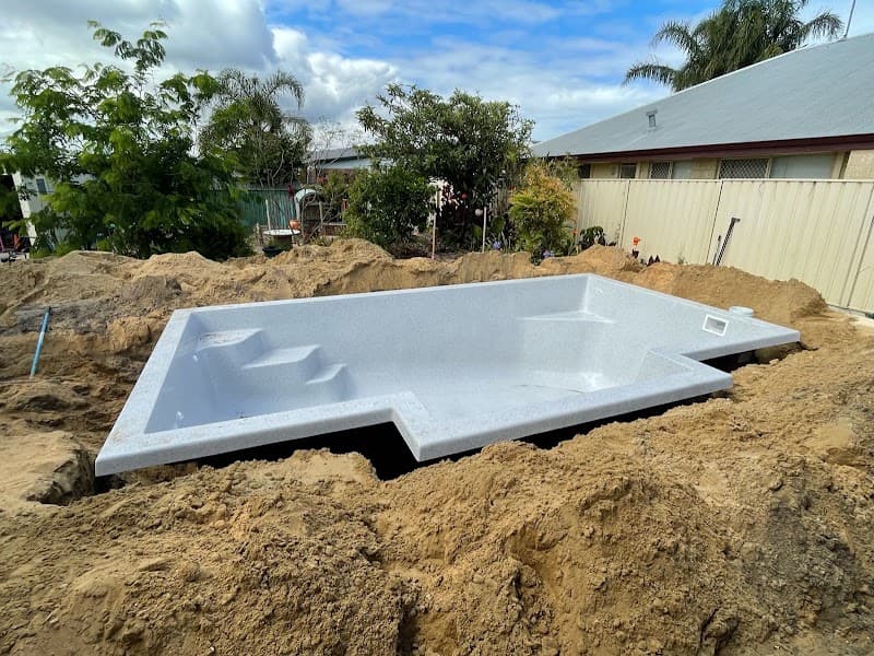 Azzure Pools & Spas pool builder work in Pelican Point