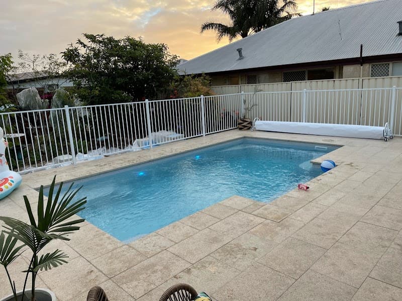 Azzure Pools & Spas pool builder work in Pelican Point