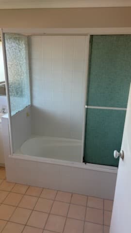 B&B Glass glass & glazier work in Slacks Creek