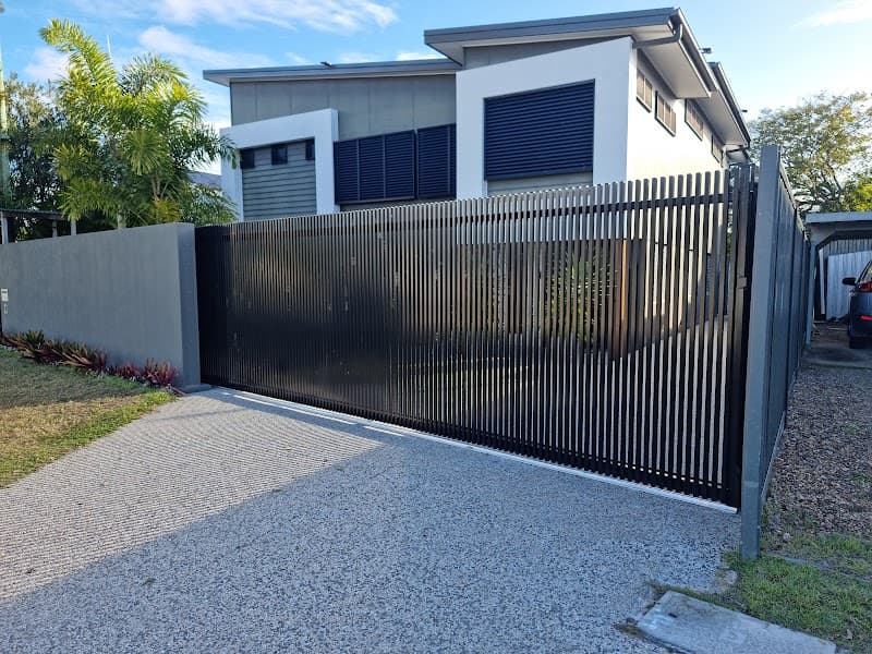 B&S Fencing World fencing work in Urangan