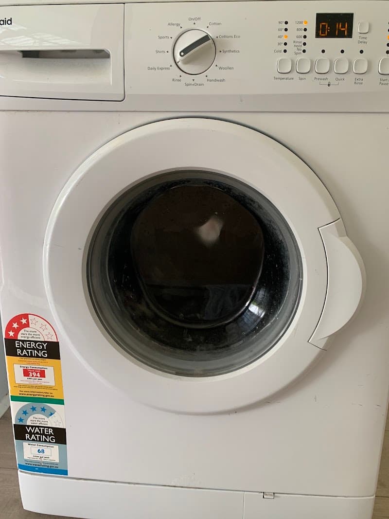 B&W Appliance Sales & Service appliance repair work in Moonah