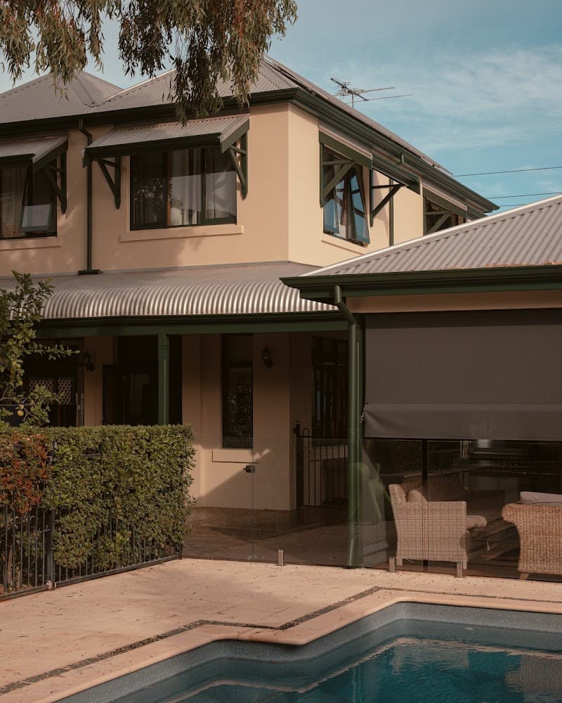 Barker-Whittle painter work in Melville