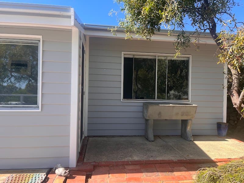 Barker-Whittle painter work in Melville
