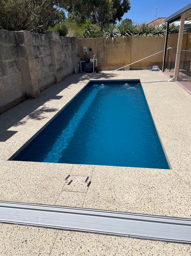 Barrier Reef & Factory Pools South West pool builder work in Stratham