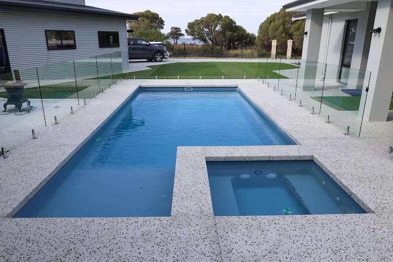 Barrier Reef Pools Mandurah pool builder work in Greenfields