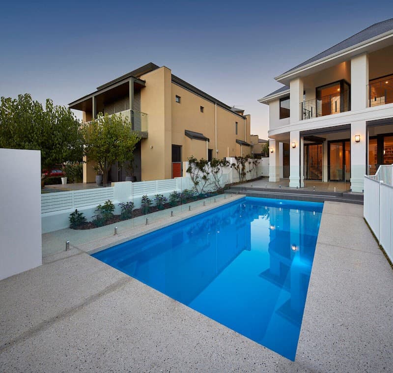 Barrier Reef Pools Mandurah pool builder work in Greenfields