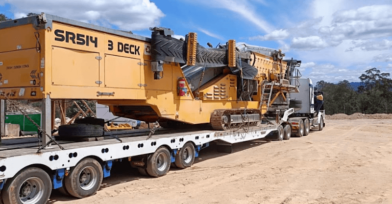 Barry's Recycling rubbish removal work in Redland Bay