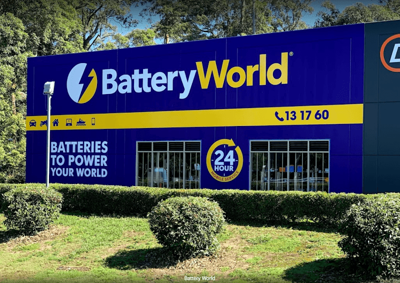 Battery World Coffs Harbour solar panel installation work in North Boambee Valley