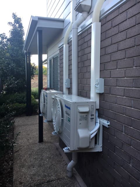 Bay Breeze Air Conditioning air conditioning work in Capalaba