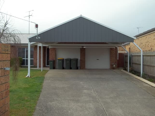 Bayside Garage Centre garage doors work in Moolap