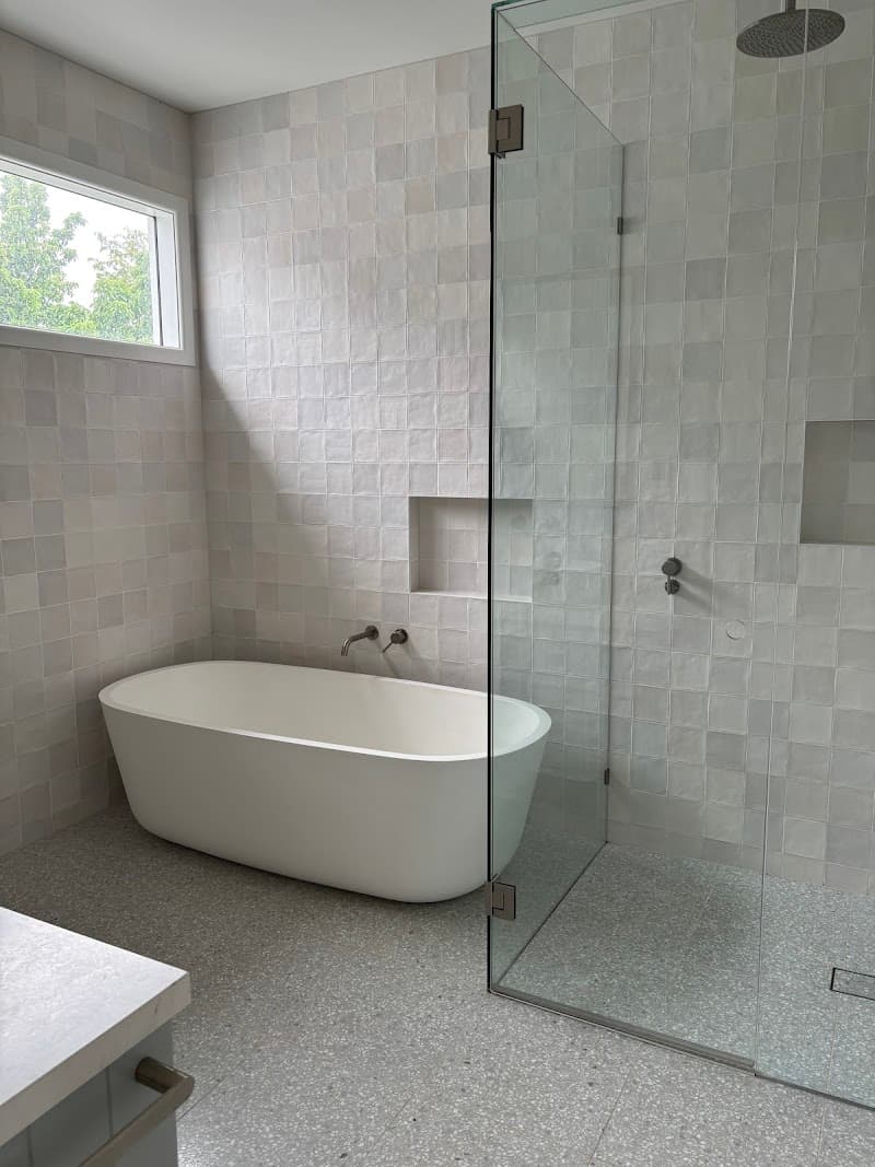Bayside Total Cleans cleaning work in Frankston South