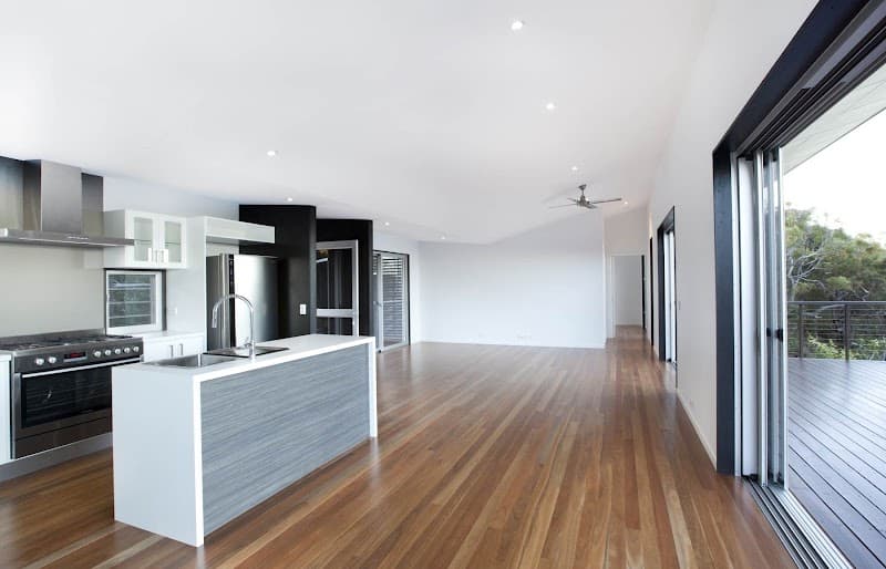 Bayview Glass glass & glazier work in Urangan