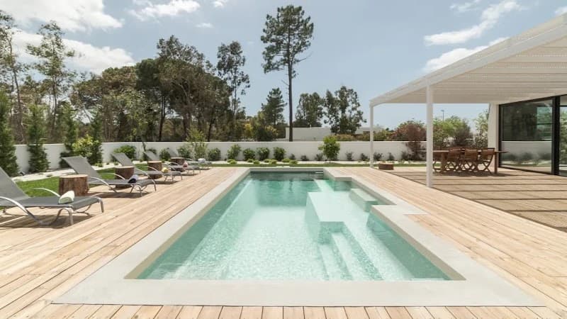 Bayview Pools pool builder work in Mornington