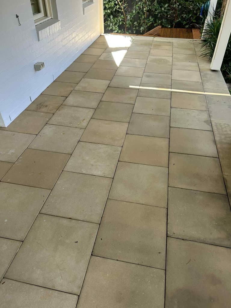 Beaches Windows and House Wash pressure washing work in Balgowlah