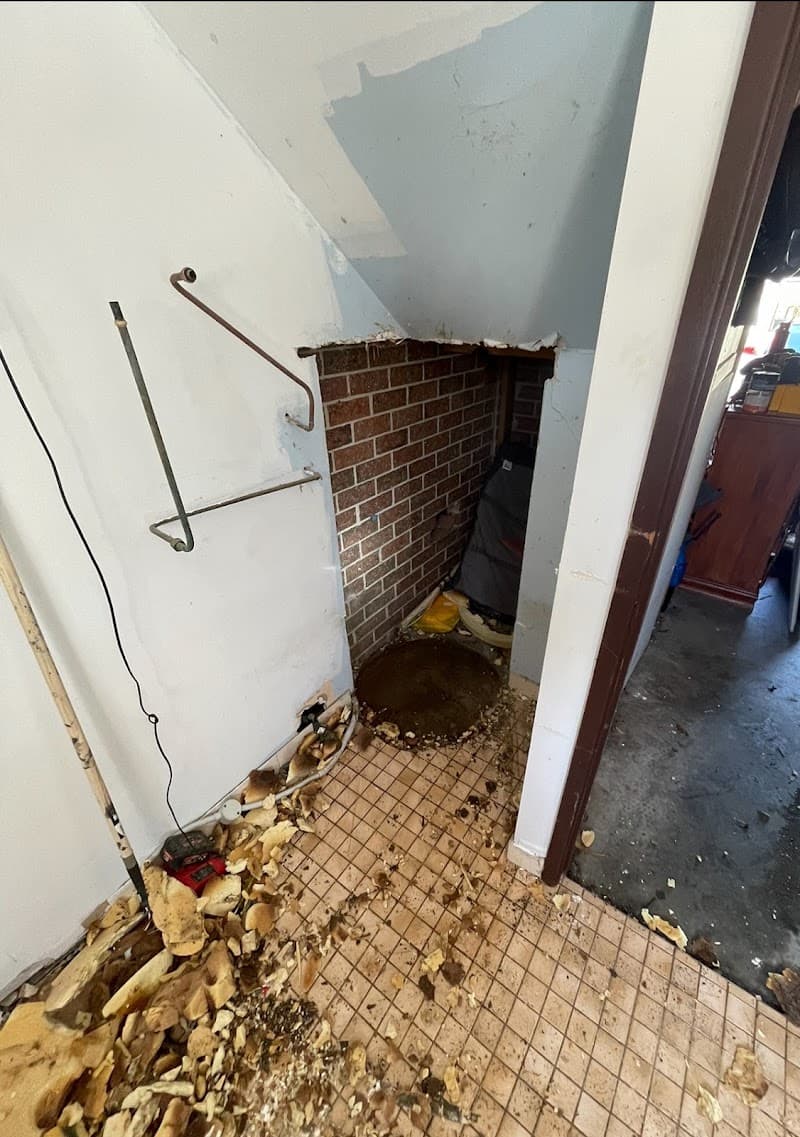 Beachside Plumbing and Gas plumber work in Forresters Beach