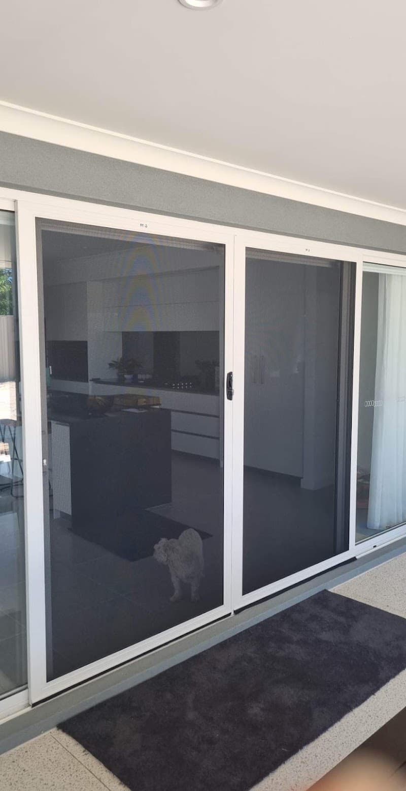 Beards Security glass & glazier work in Rockingham