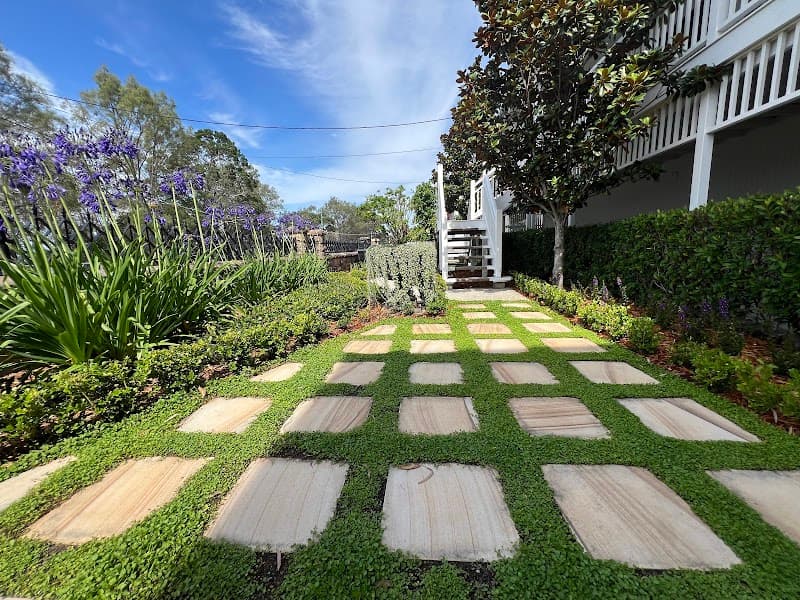 Bellamy's Gardens gardening work in Kangaroo Point