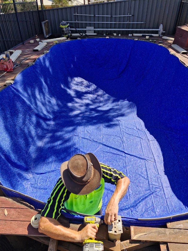 Bendigo Pool Teck pool maintenance work in Eaglehawk