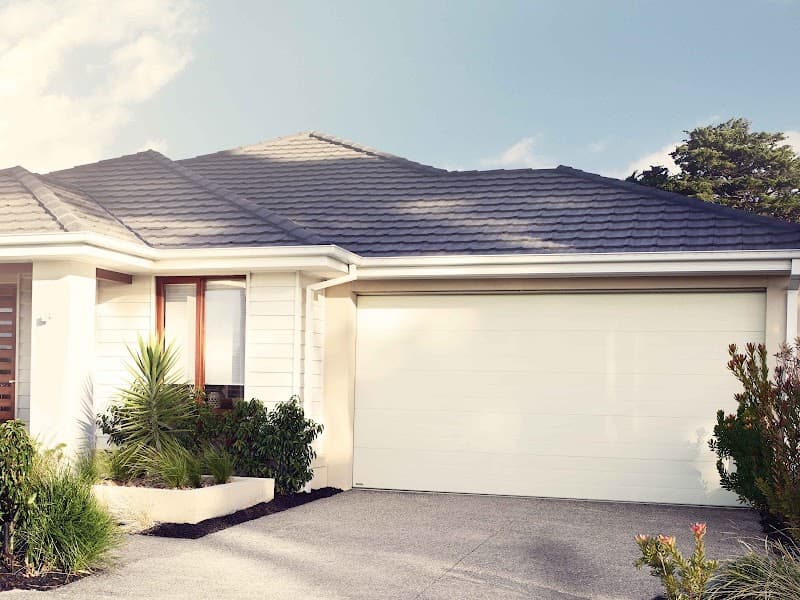 Best Doors Hervey Bay garage doors work in Urangan