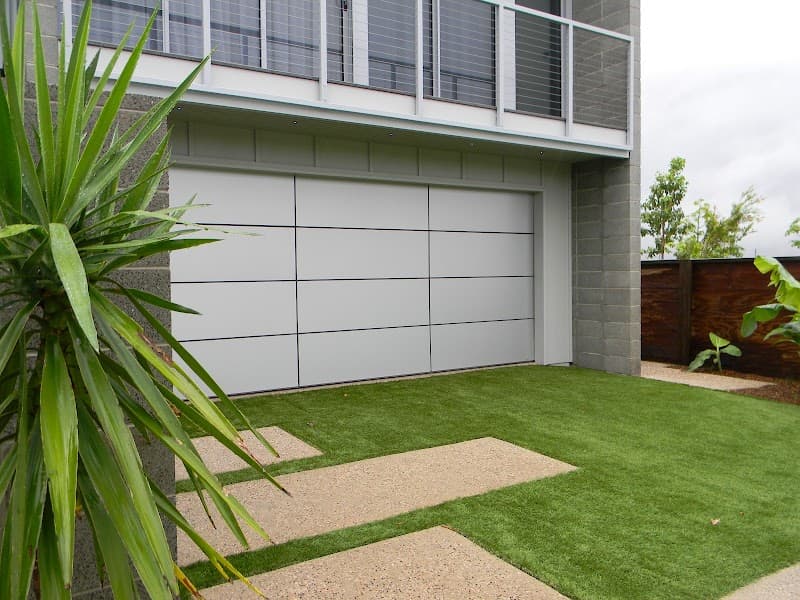 Best Doors Hervey Bay garage doors work in Urangan