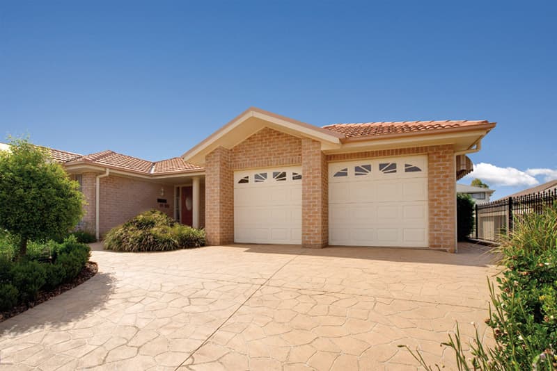 Best Doors Rockhampton garage doors work in Parkhurst