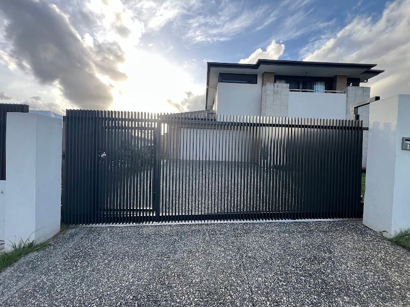 Best Price Fencing fencing work in Calamvale