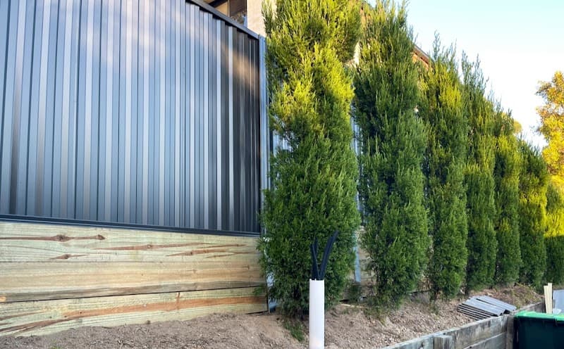 Best Price Fencing fencing work in Calamvale