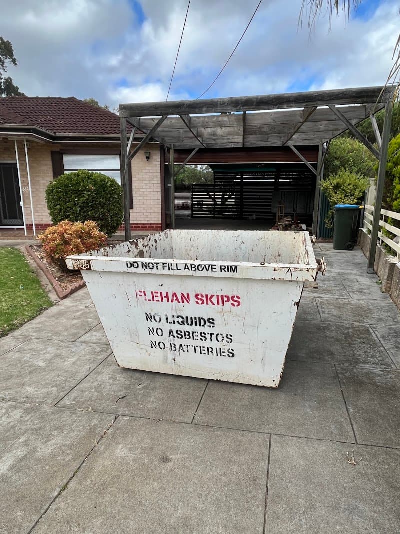 Best Price Skip Bins rubbish removal work in Aberfoyle Park