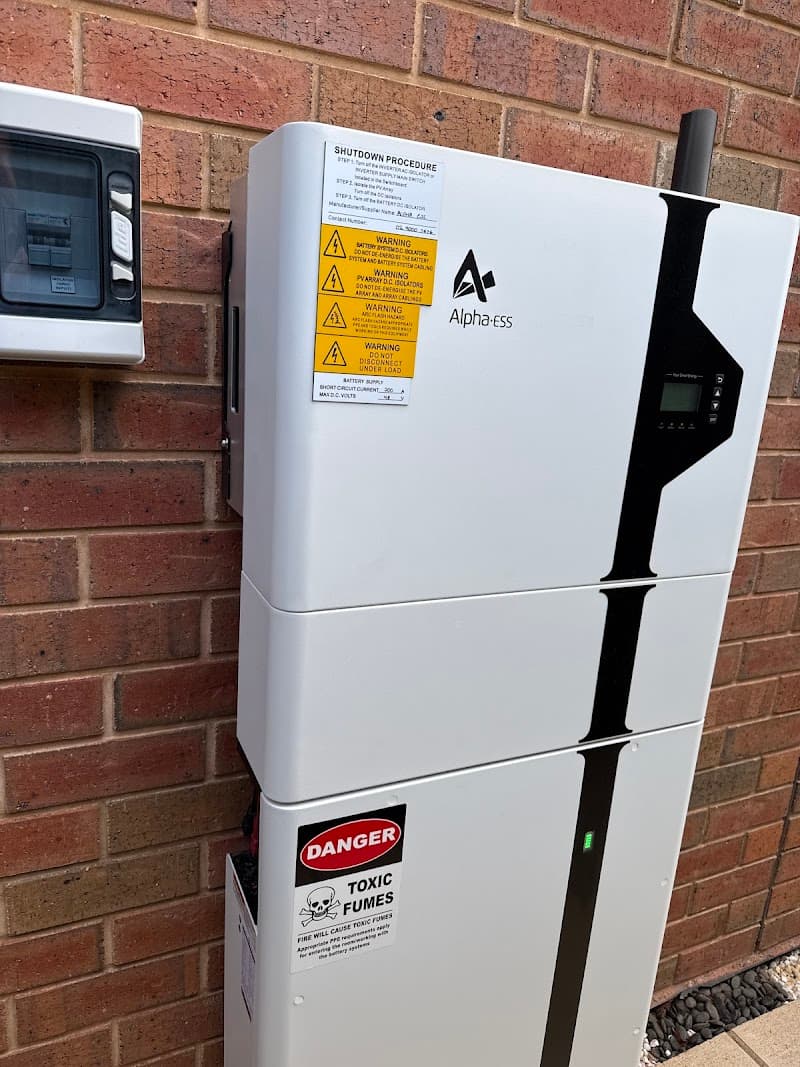 Best Solar & Batteries solar panel installation work in Hindmarsh