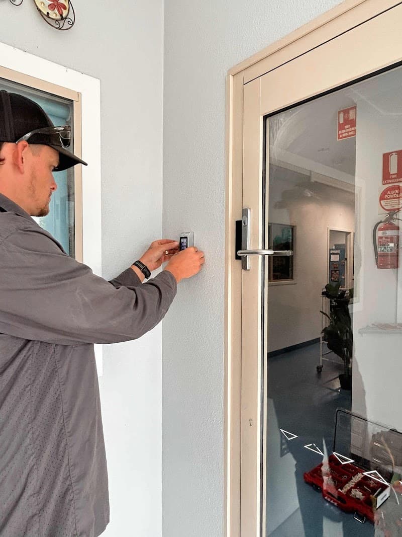 BH Lock & Security locksmith work in Oakhurst