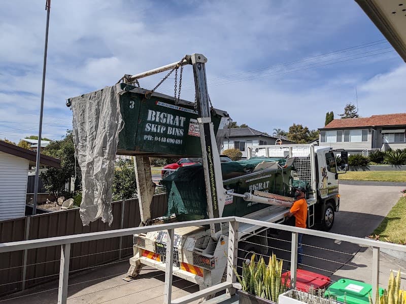 Big Rat Skip Bins Maitland- Skip Bin Hire Maitland-Professional Bin Hire Lower Hunter Valley rubbish removal work in Rutherford