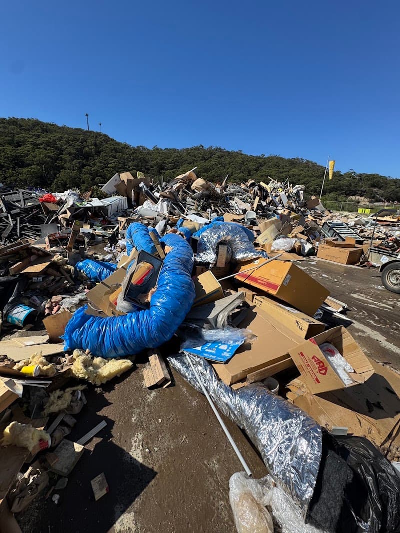 Big Red Bins rubbish removal work in Warriewood