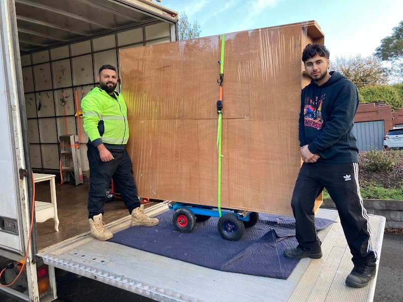 Big Stuff Movers - Removalists Melbourne removalist work in Melbourne