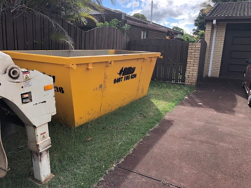 Bilby Skips rubbish removal work in Thabeban