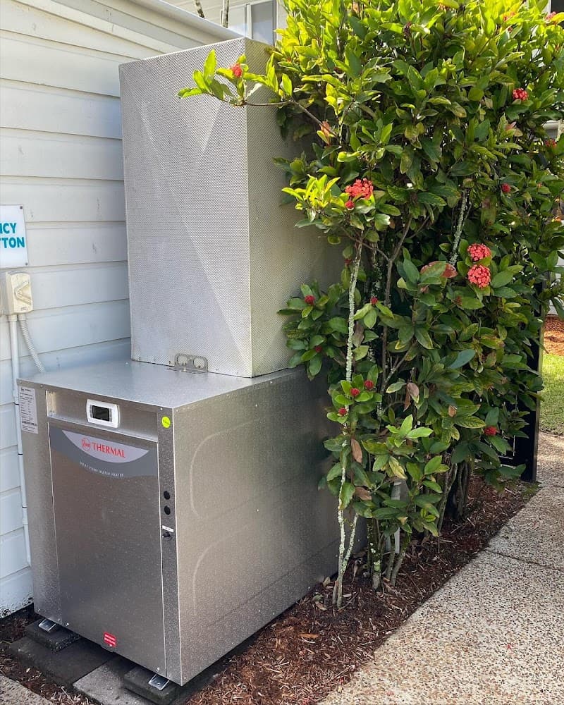 Billabong Pool Service & Supply pool maintenance work in Buderim
