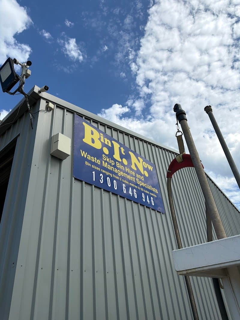 Bin It Now - Skip Bin Hire rubbish removal work in Luscombe