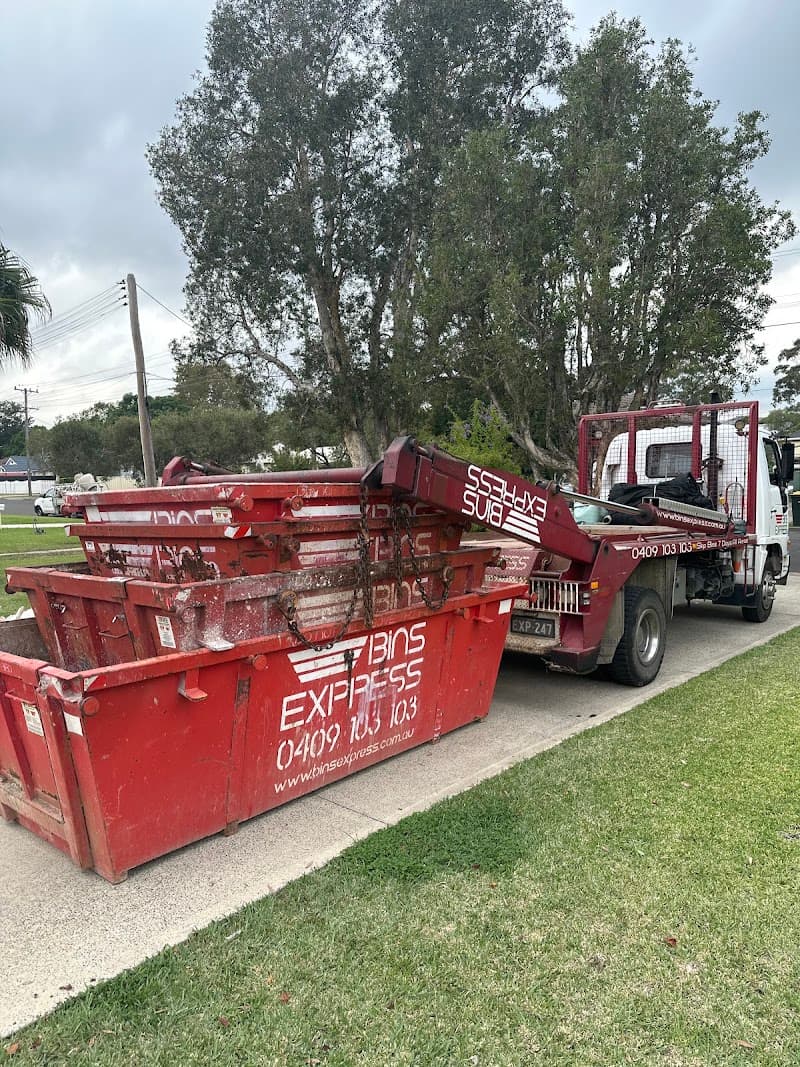 Bins Express rubbish removal work in Merrylands West