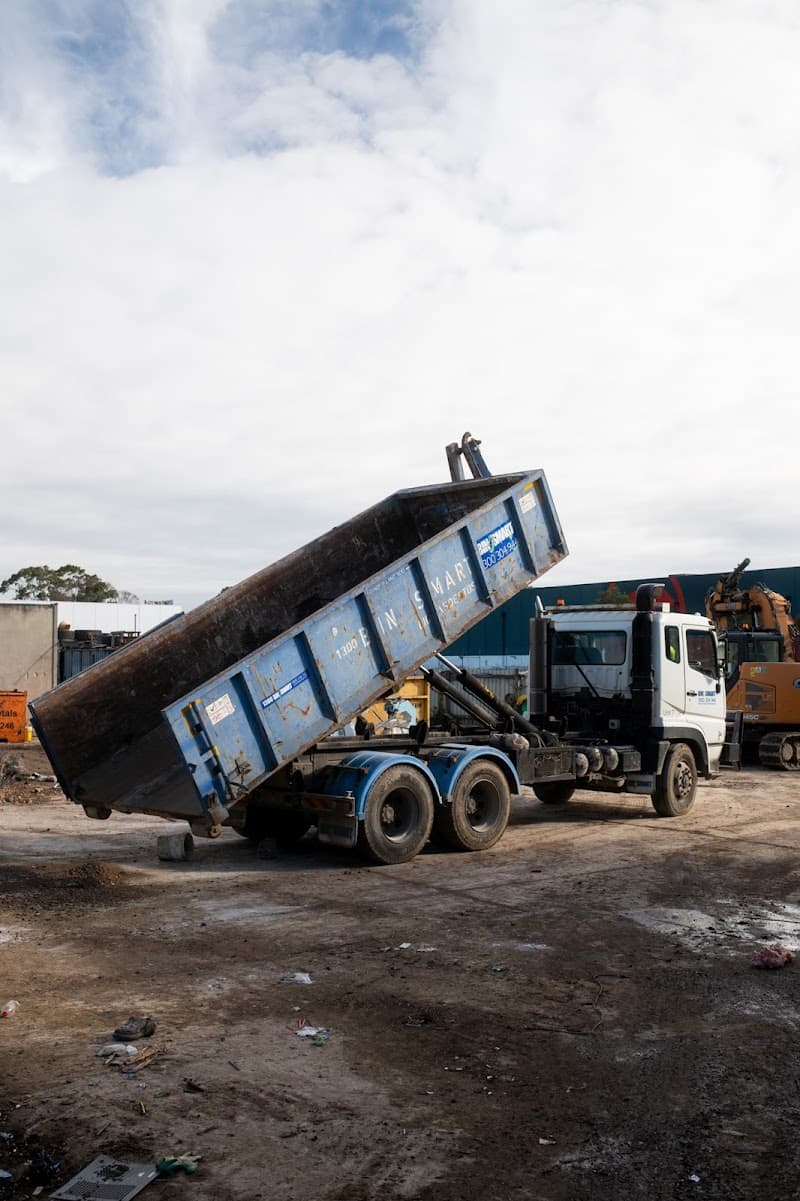 BinSmart: Skip Hire | Mornington Peninsula | Fast Reliable Hire rubbish removal work in Hastings