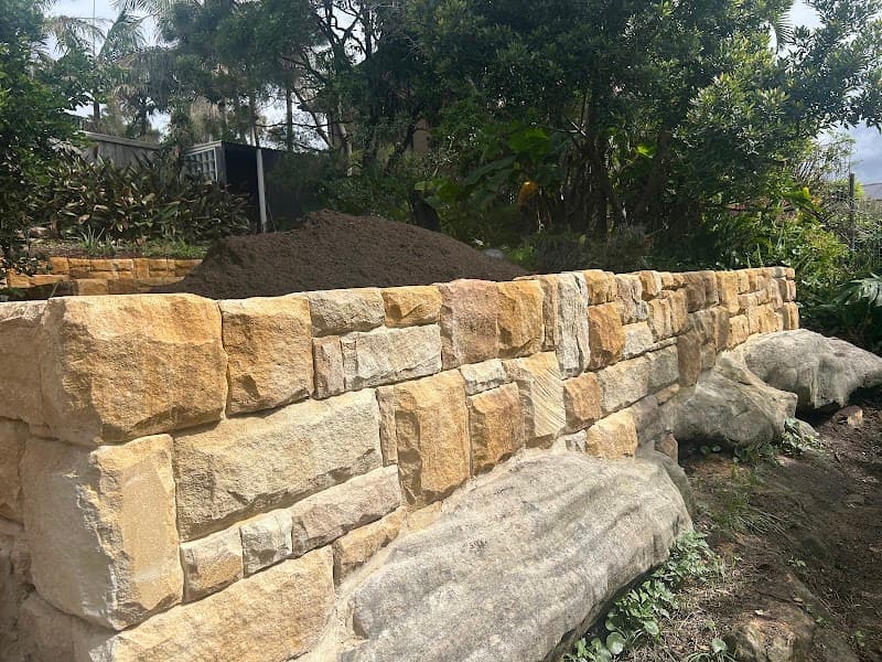 Bird's Backyard Landscapes landscaping work in Illawong