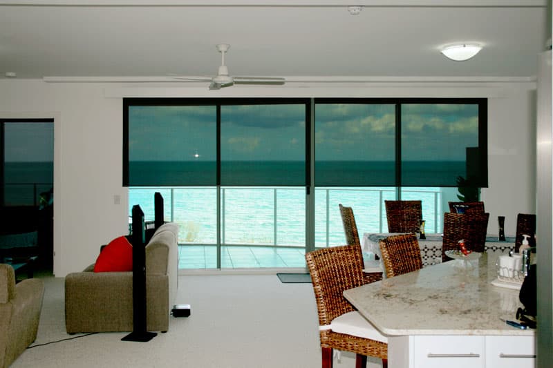 Blades & Shades curtains & blinds work in Dundowran