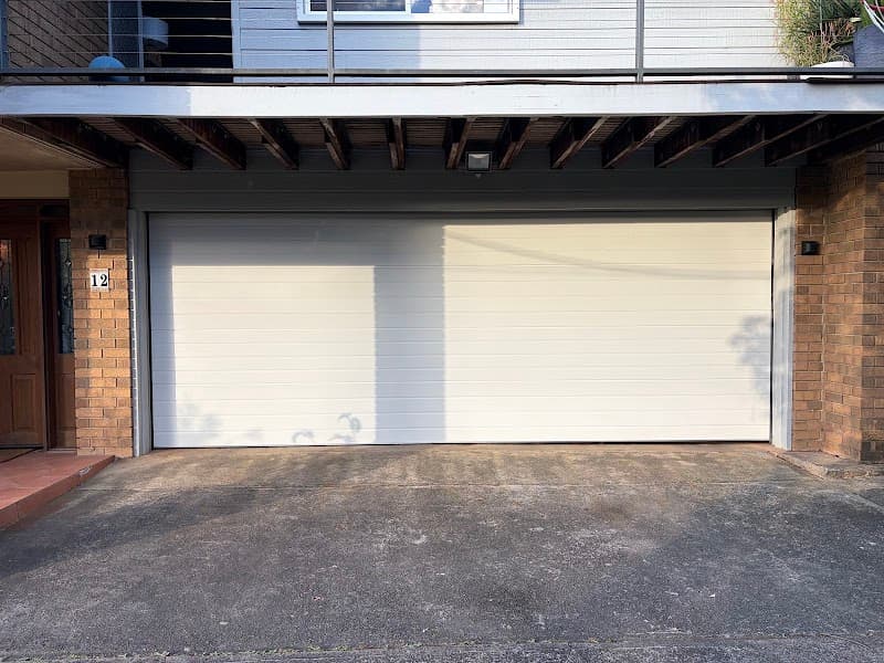 Blaxland Homes Services & Garage Doors garage doors work in Blaxland