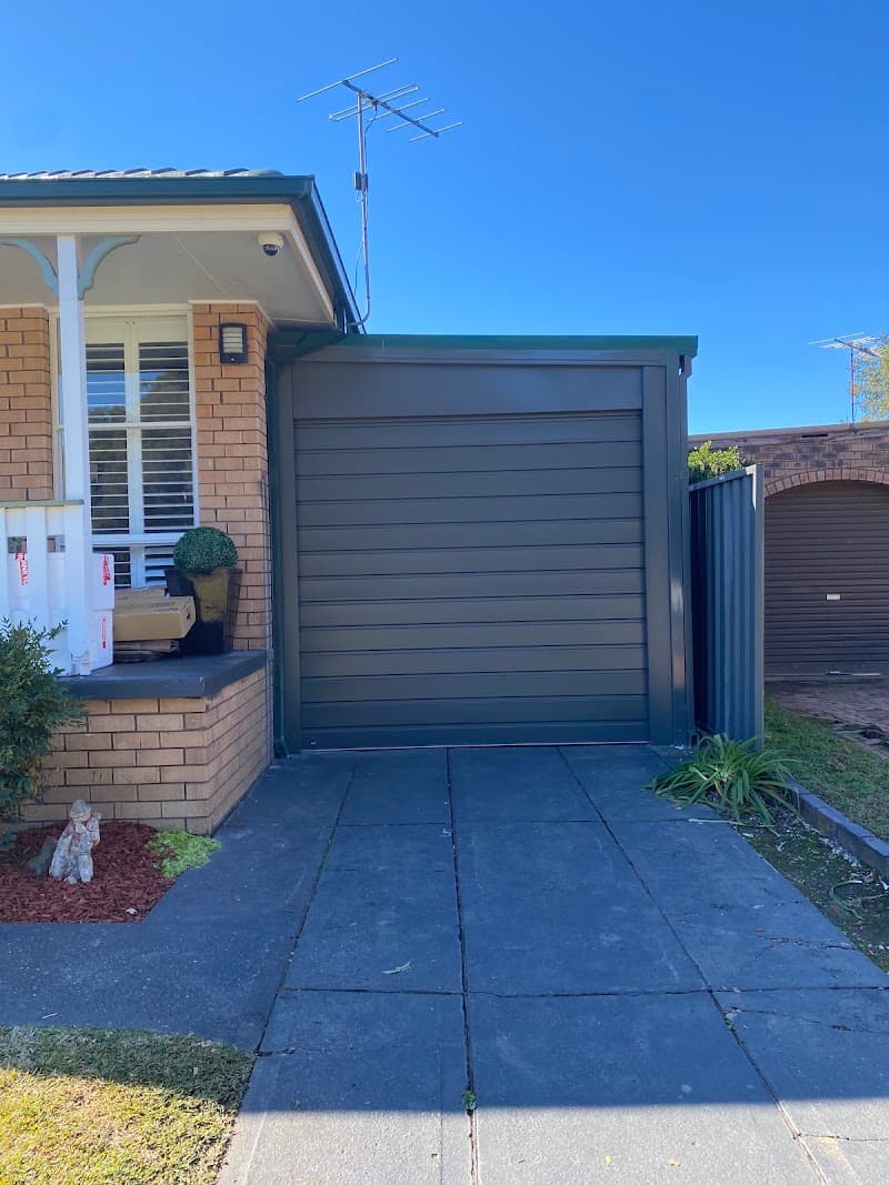 Blaxland Homes Services & Garage Doors garage doors work in Blaxland