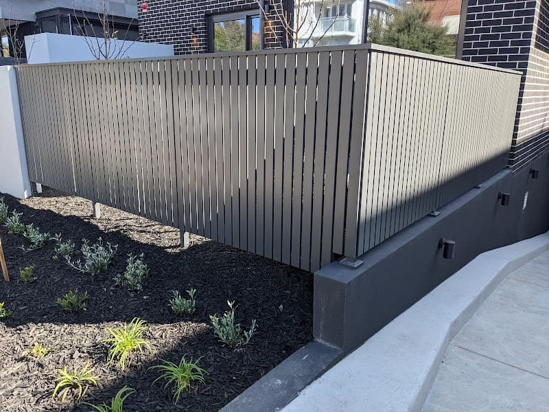 Blue Croc Manufacturing fencing work in Mornington