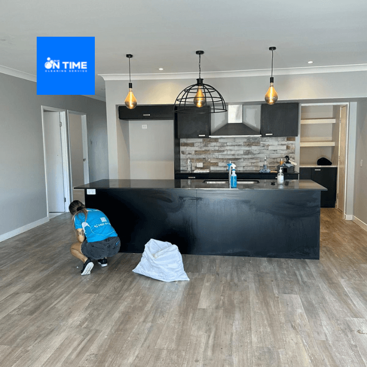 Blue On time Cleaning Service cleaning work in Surfers Paradise