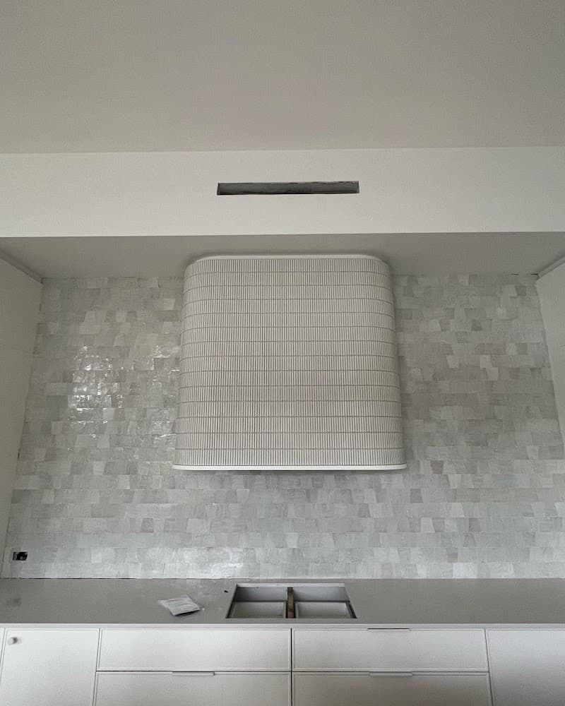 BLUEDOG TILE QLD tiling work in Milton