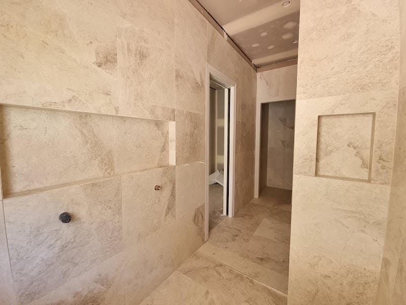 BLUEDOG TILE QLD tiling work in Milton